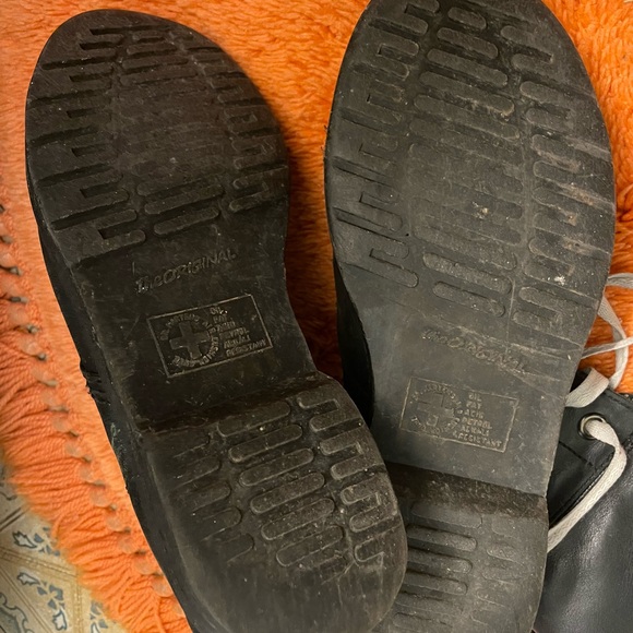 Dr. Martens Aimilita BLACK GREEN Leather Boots Womens SIZE 8 Combat Foldover DI - Picture 9 of 9